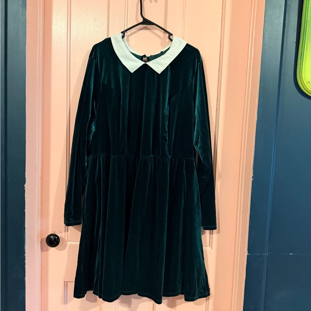 Velvet Peter Pan Collar Dress in Deep Green stretch velvet